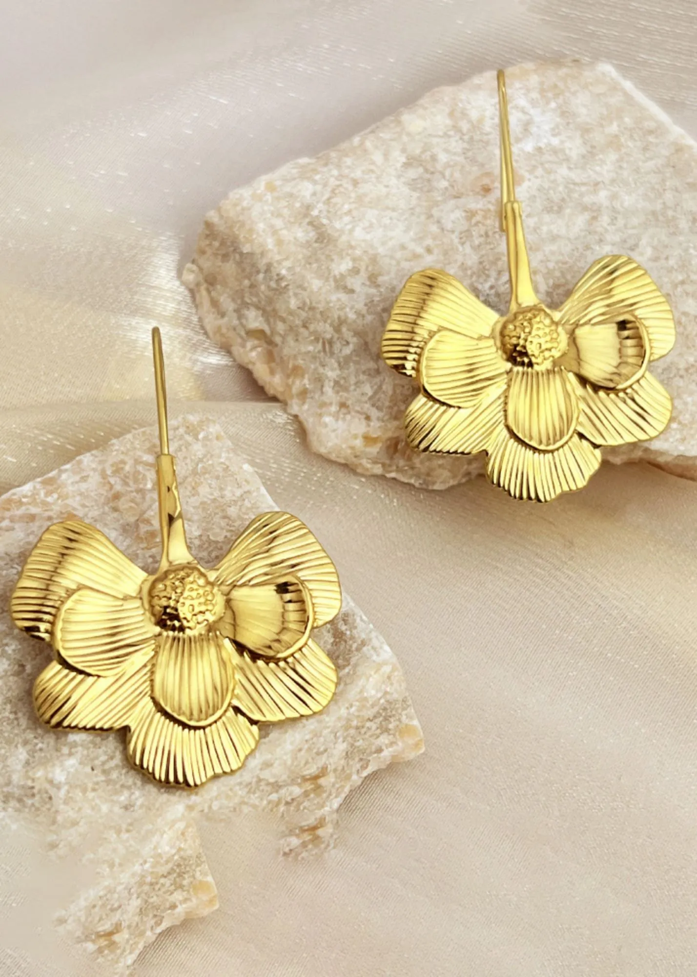 Gold Leaf Threader Earrings