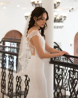 Old World Fingertip Lace Veil