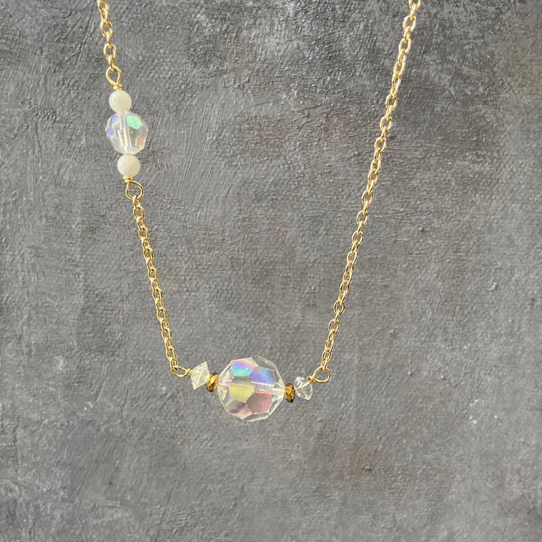 ong Vintage Crystal Necklace