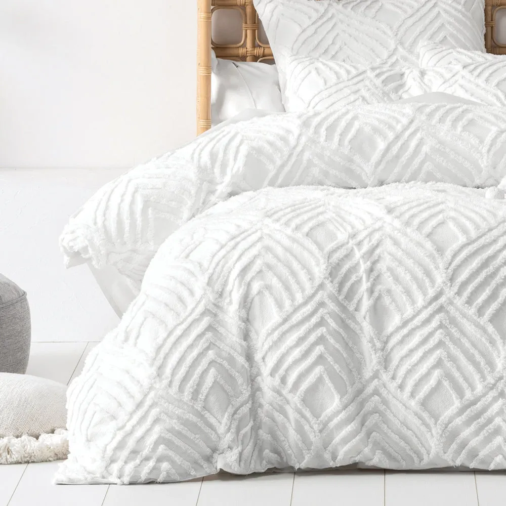 Palm Springs Ogee Tufted 100% Cotton Duvet Cover Set White