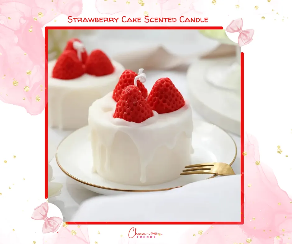 Strawberry Cake Scented Candle 🎂🍓