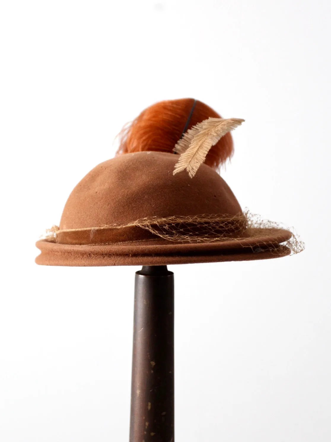 vintage 40s half veil hat with feathers