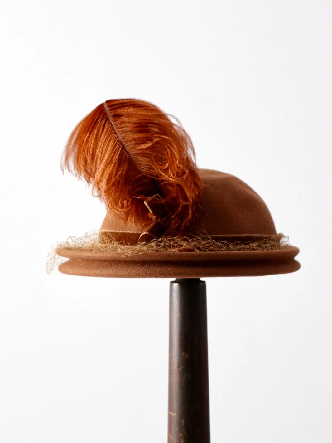 vintage 40s half veil hat with feathers